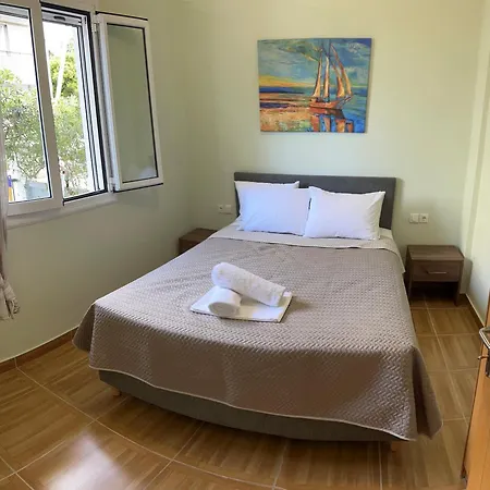 Family House Down Town Apartman Kosz